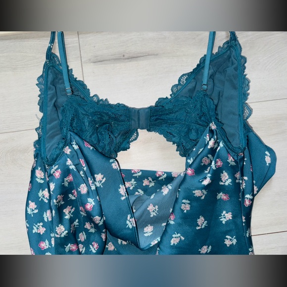 NWOT Free People Intimately Gossamer Glow MIDI Slip dress size small lace floral - Picture 6 of 11